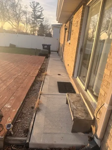 a view of an outdoor space with seating area