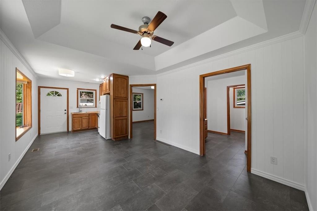 8204 Tomahawk Road Prairie Village, KS 66208 - Photo 17 of 46