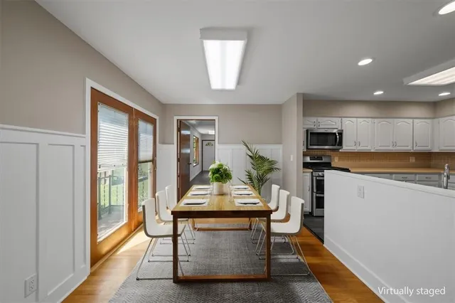 $595,000 | 8204 Tomahawk Road, Prairie Village, KS 66208