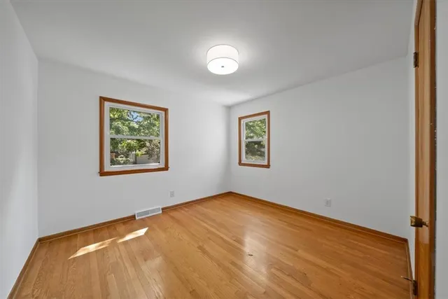 $595,000 | 8204 Tomahawk Road, Prairie Village, KS 66208