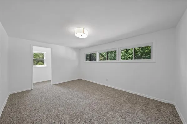 $585,000 | 8204 Tomahawk Road, Prairie Village, KS 66208