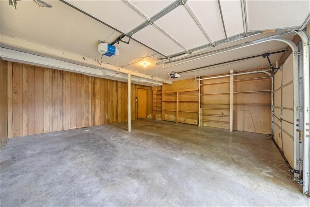 8204 Tomahawk Road Prairie Village, KS 66208 - Photo 43 of 46