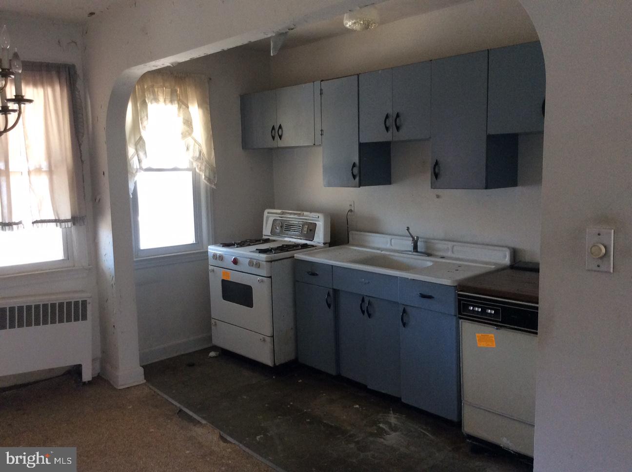 3571 Benzinger Road Baltimore, MD 21229 - Photo 5 of 9 Gallery Image 5