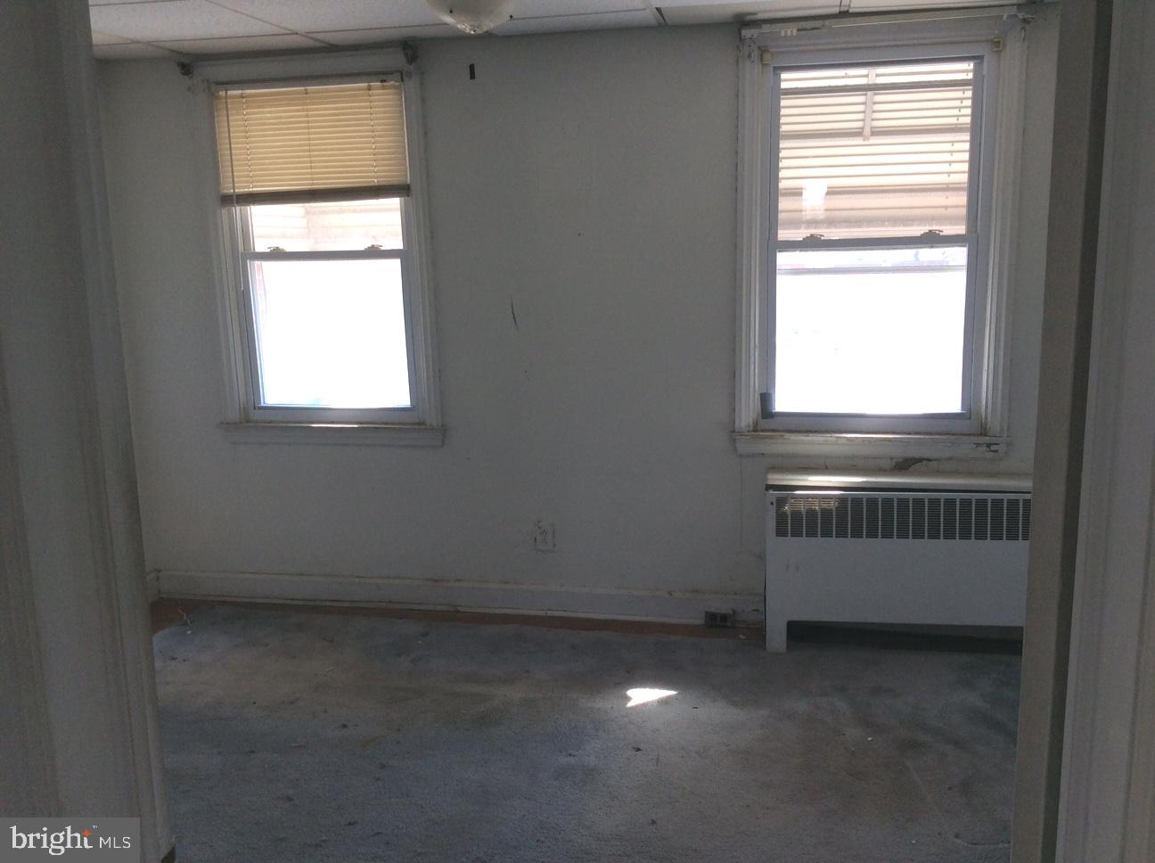 3571 Benzinger Road Baltimore, MD 21229 - Photo 7 of 9 Gallery Image 7