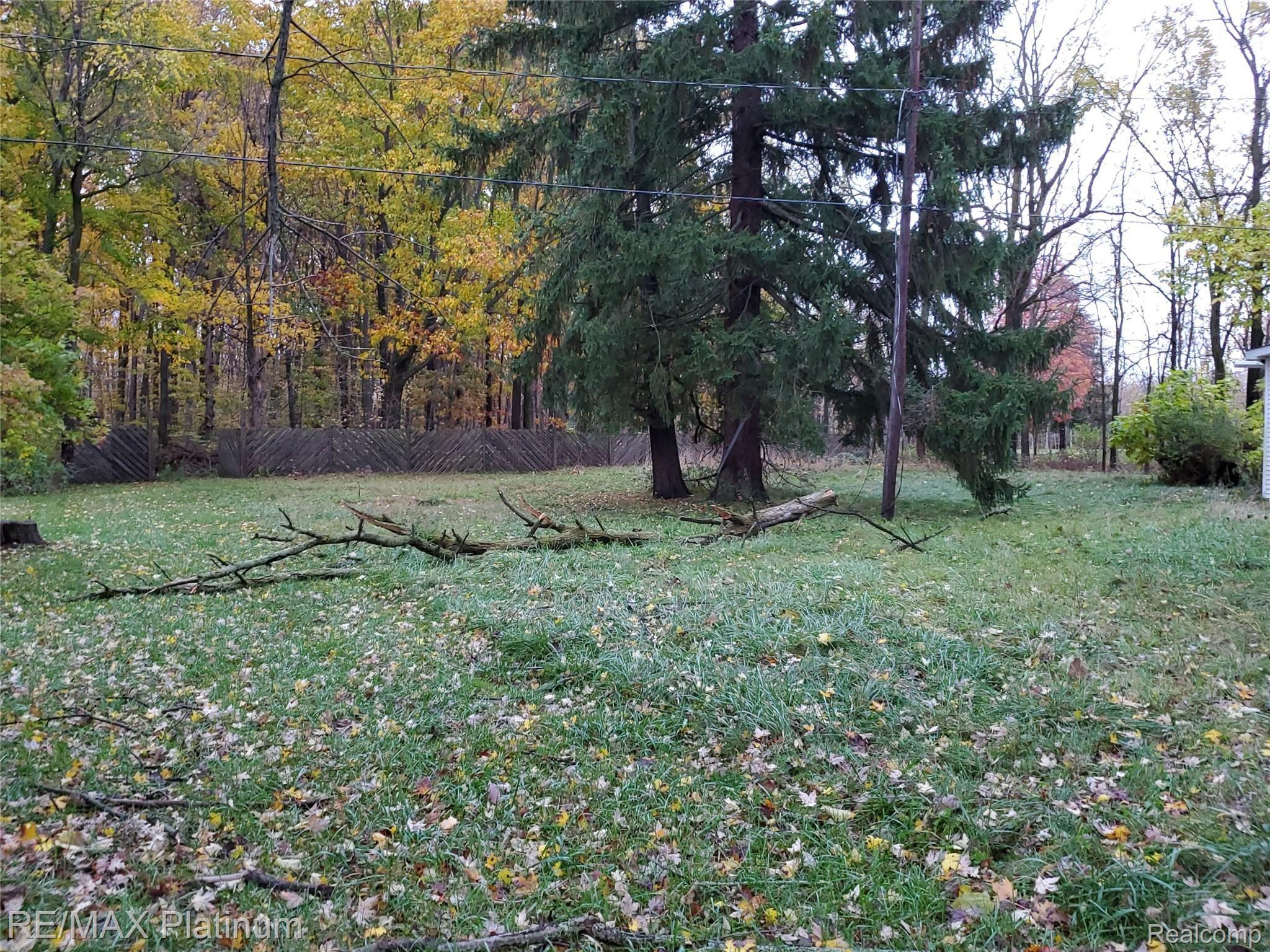 13178 North Clio Road Clio, MI 48420 - Photo 3 of 13 20201023_180853.jpg