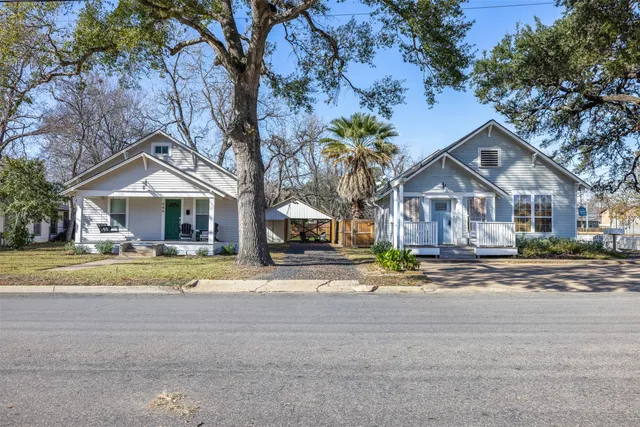 $775,000 | 449-457 East Colorado Street, La Grange, TX 78945
