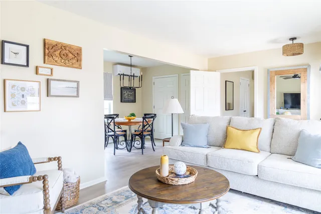 $775,000 | 449-457 East Colorado Street, La Grange, TX 78945