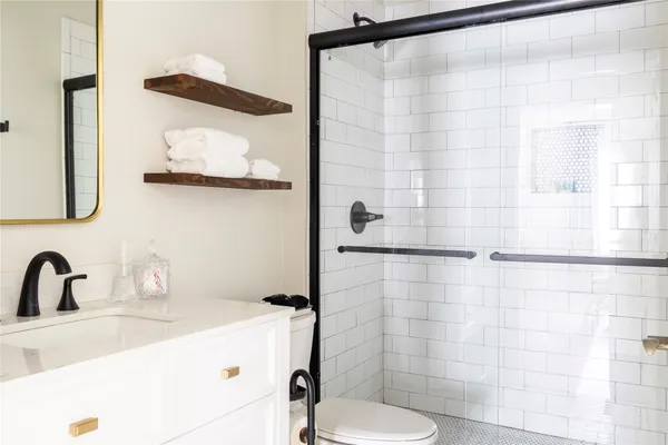 $775,000 | 449-457 East Colorado Street, La Grange, TX 78945