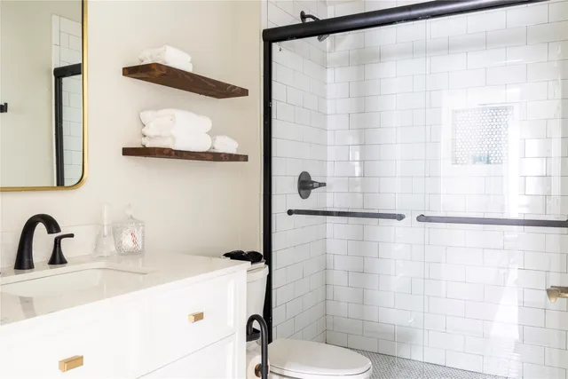 $775,000 | 449-457 East Colorado Street, La Grange, TX 78945