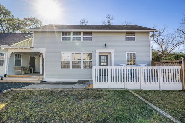 $775,000 | 449-457 East Colorado Street, La Grange, TX 78945