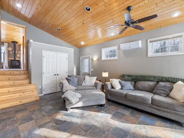 $374,999 | 22448 County Road 333, Bovey, MN 55709