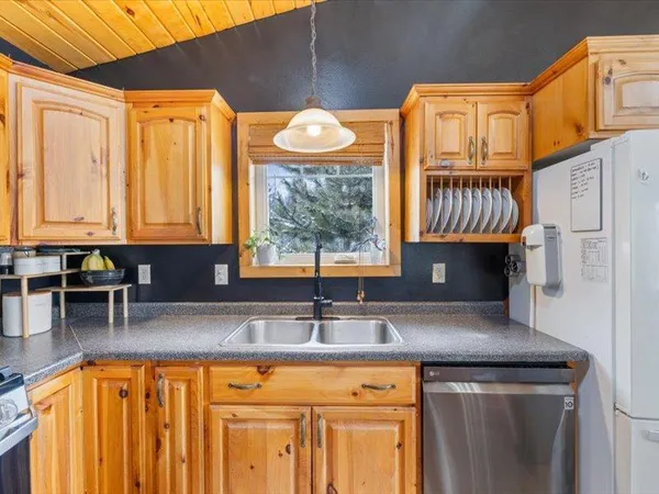 $374,999 | 22448 County Road 333, Bovey, MN 55709