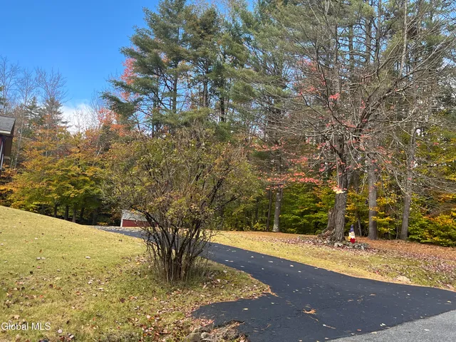 $425,000 | 187 Pease Hill Road, Horicon, NY 12815