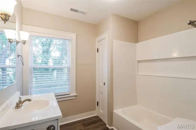 $2,365 | 224 Mississippi Avenue, Crystal City, MO 63019