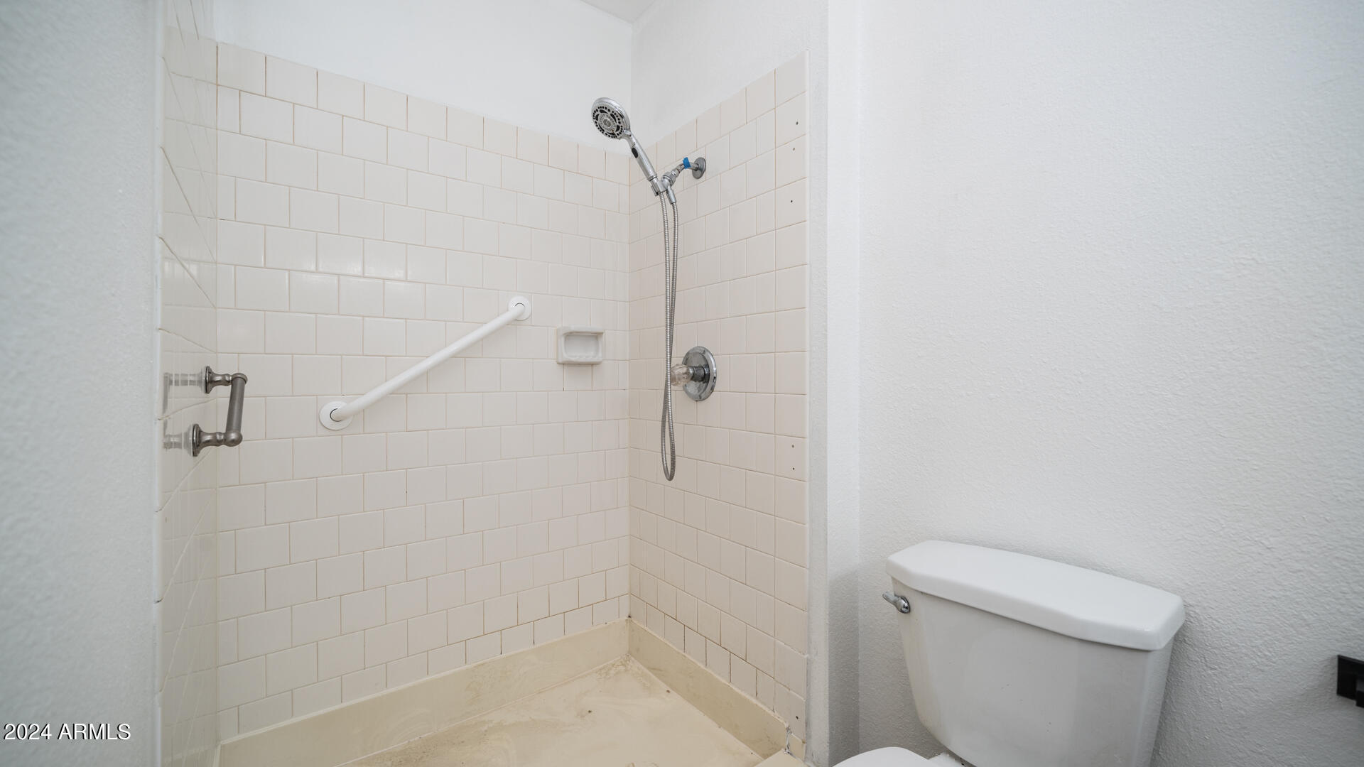 930 South Dobson Road, Unit 13 Mesa, AZ 85202 - Photo 20 of 26 930 S Dobson Rd Unit 13-15