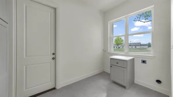 $595,000 | 208 Park Villa Lane, Aledo, TX 76008
