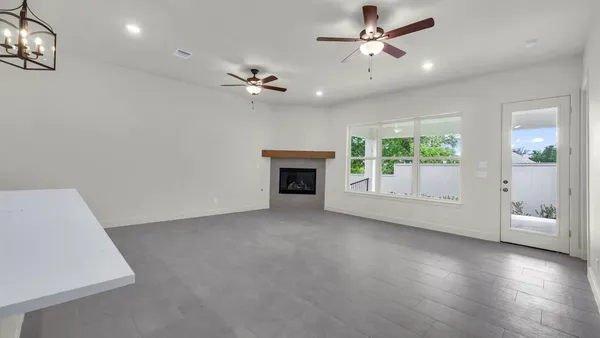 $595,000 | 208 Park Villa Lane, Aledo, TX 76008