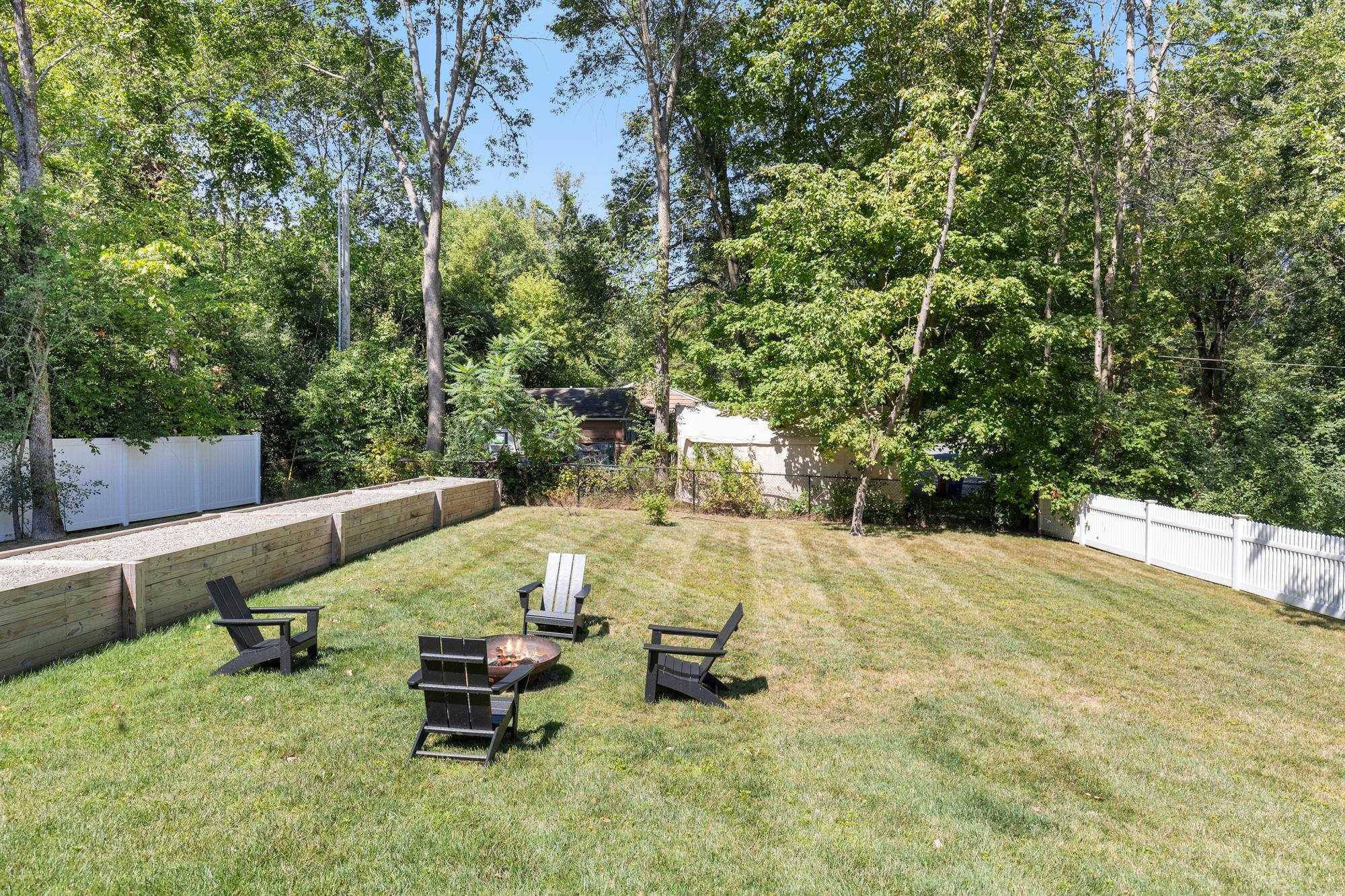 275 Mills Point Road Colchester, VT 05446 - Photo 8 of 51 Gallery Image 8