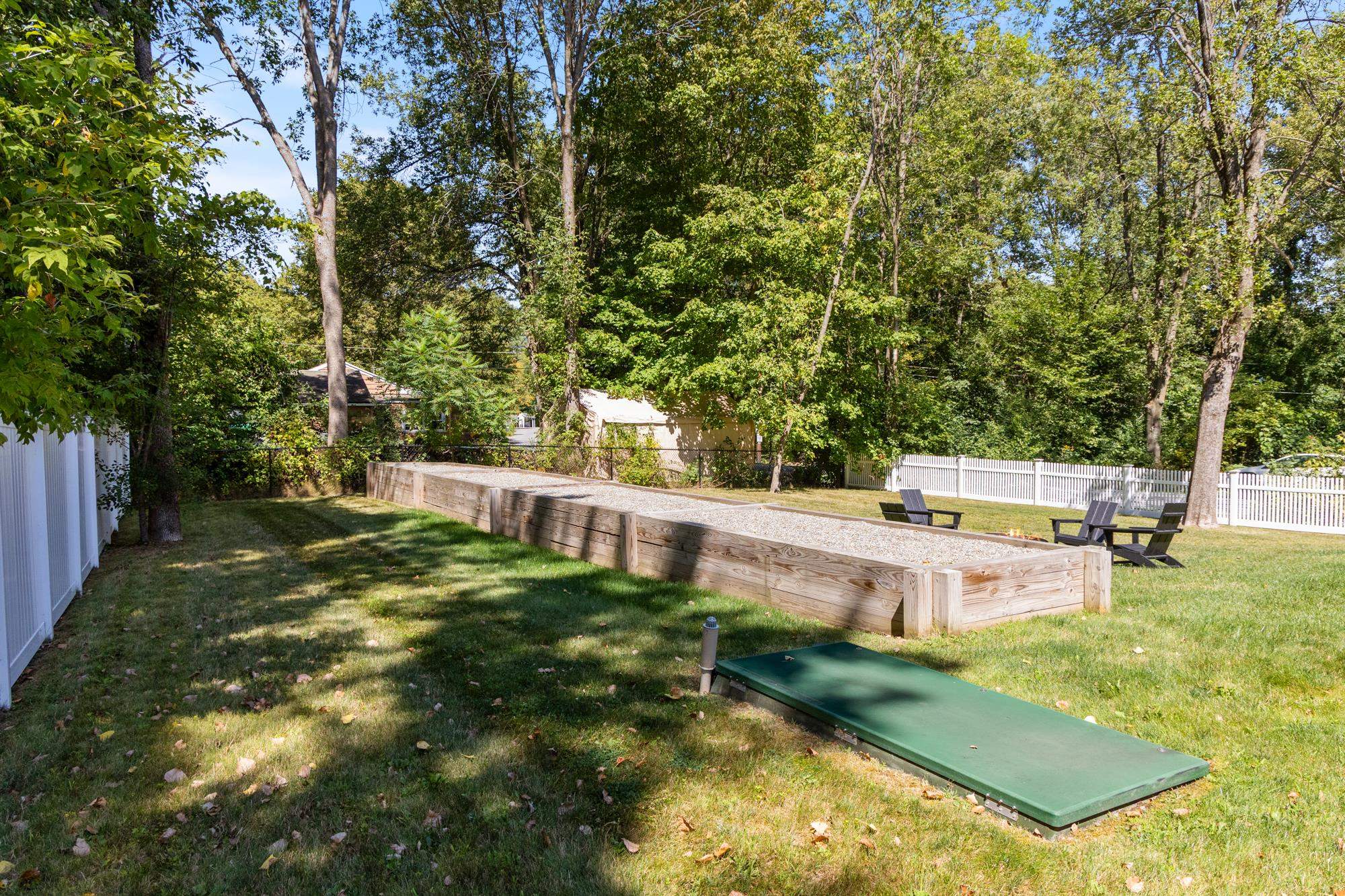 275 Mills Point Road Colchester, VT 05446 - Photo 9 of 51 Gallery Image 9