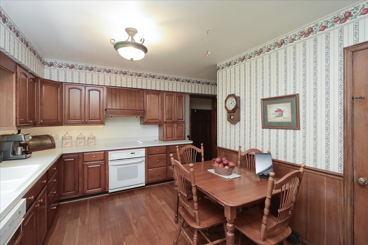 650 East Steger Road Crete, IL 60417 - Photo 10 of 34 Gallery Image 10