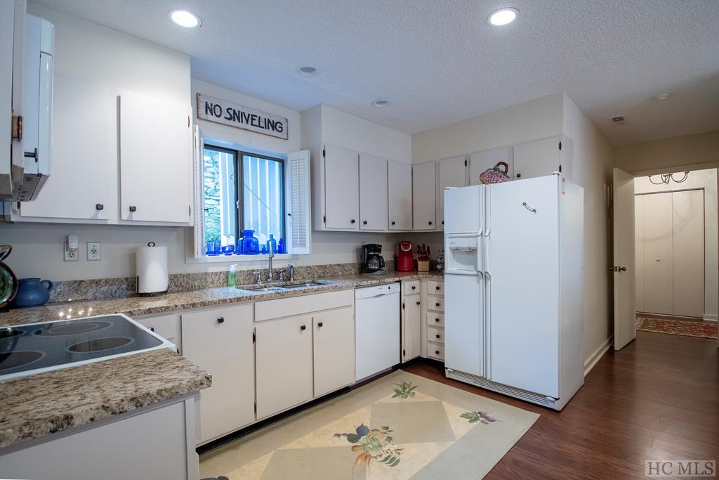 401 Vz Top Road, Unit 401 Highlands, NC 28741 - Photo 13 of 23 Gallery Image 13
