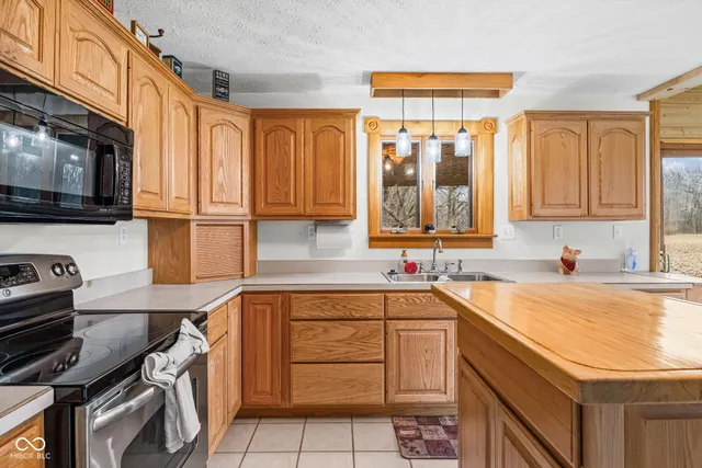 $890,000 | 10162 New Richmond Road, New Richmond, IN 47967