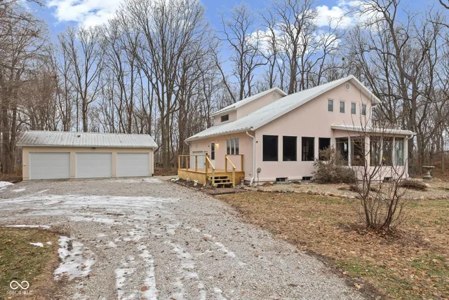 $890,000 | 10162 New Richmond Road, New Richmond, IN 47967