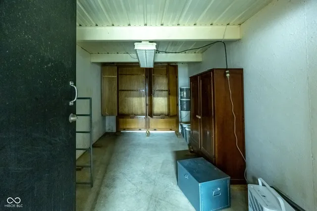 $890,000 | 10162 New Richmond Road, New Richmond, IN 47967