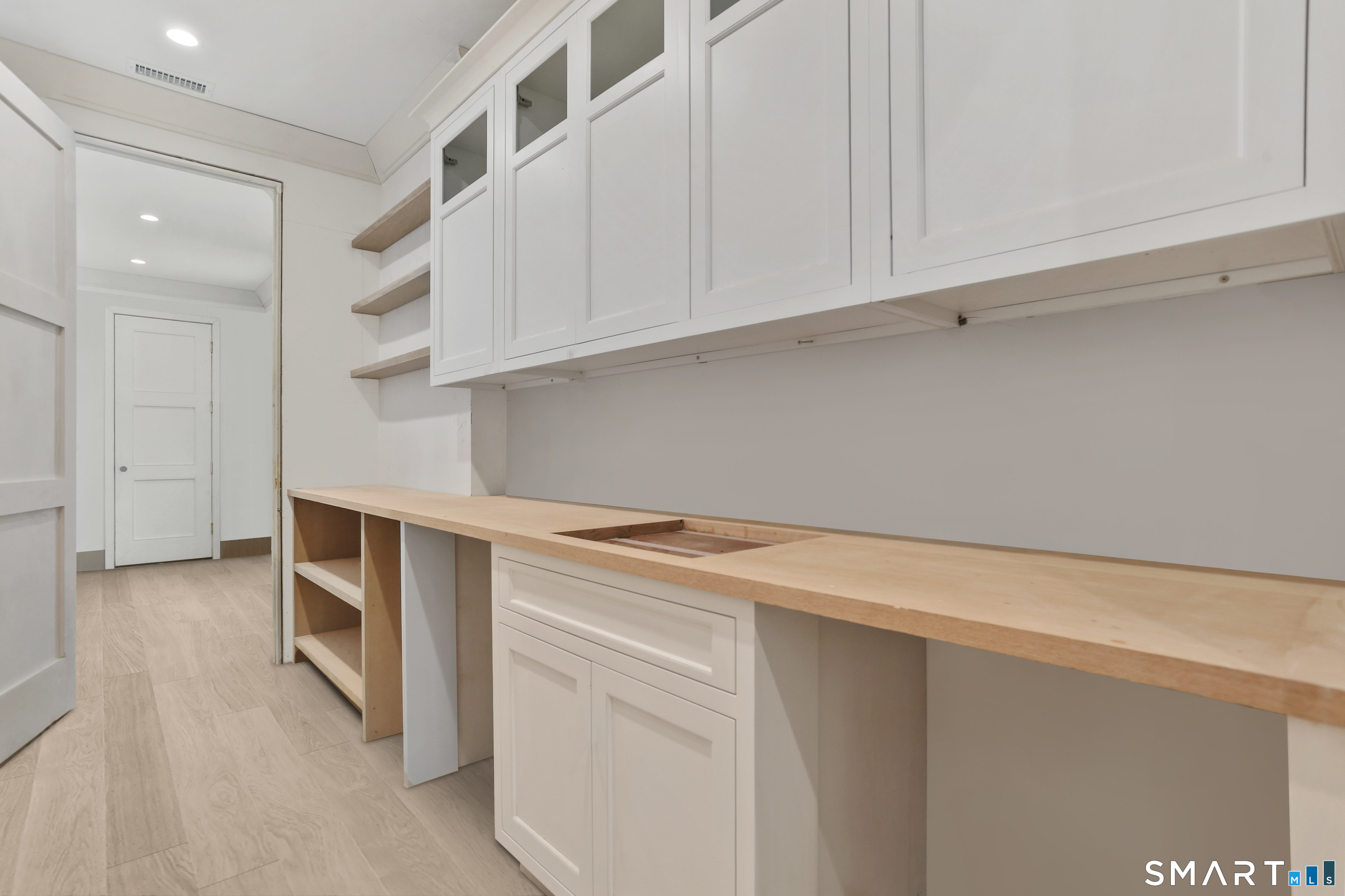 112 Sheep Hill Road Greenwich, CT 06878 - Photo 9 of 30