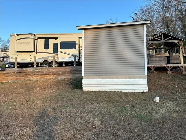 $68,500 | 116 Trestle Circle, New London, NC 28127