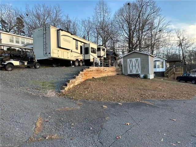 $68,500 | 116 Trestle Circle, New London, NC 28127