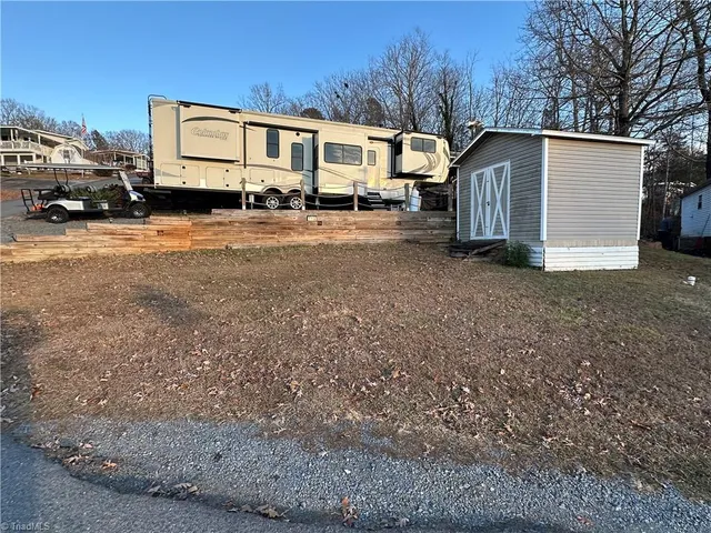 $68,500 | 116 Trestle Circle, New London, NC 28127