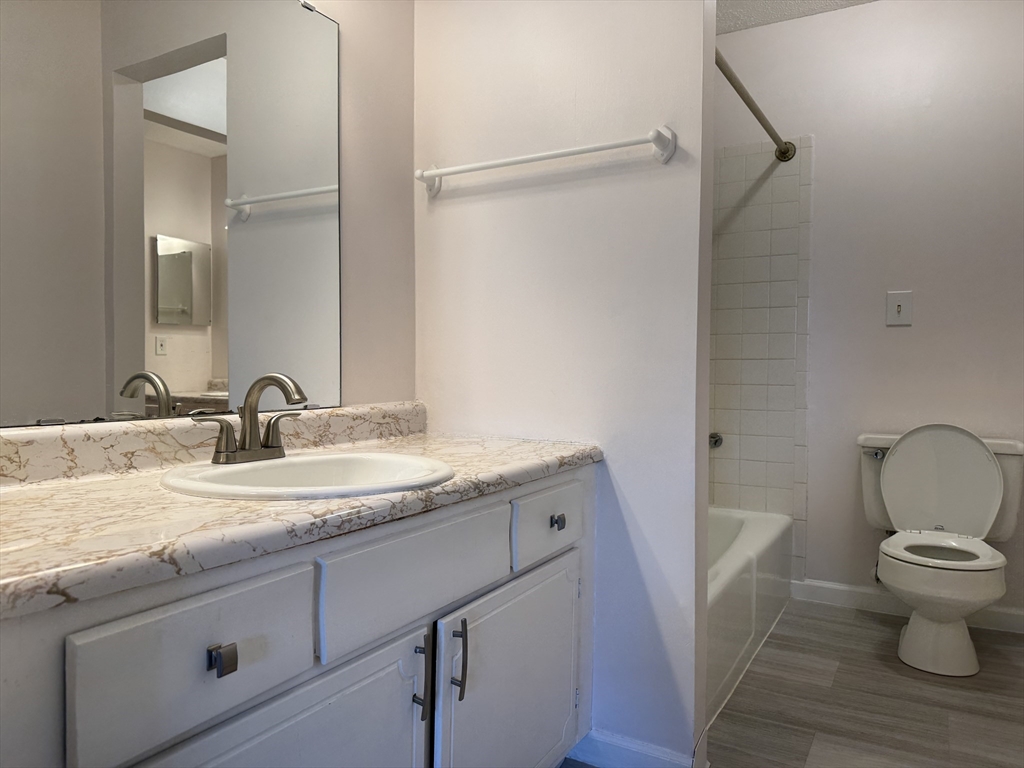 324 Russell Road, Unit 109 Westfield, MA 01085 - Photo 12 of 18