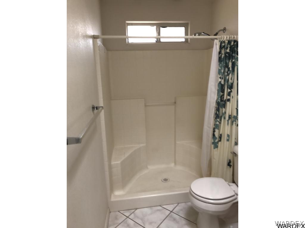 3636 North Verdugo Road Kingman, AZ 86409 - Photo 14 of 28 Master Shower