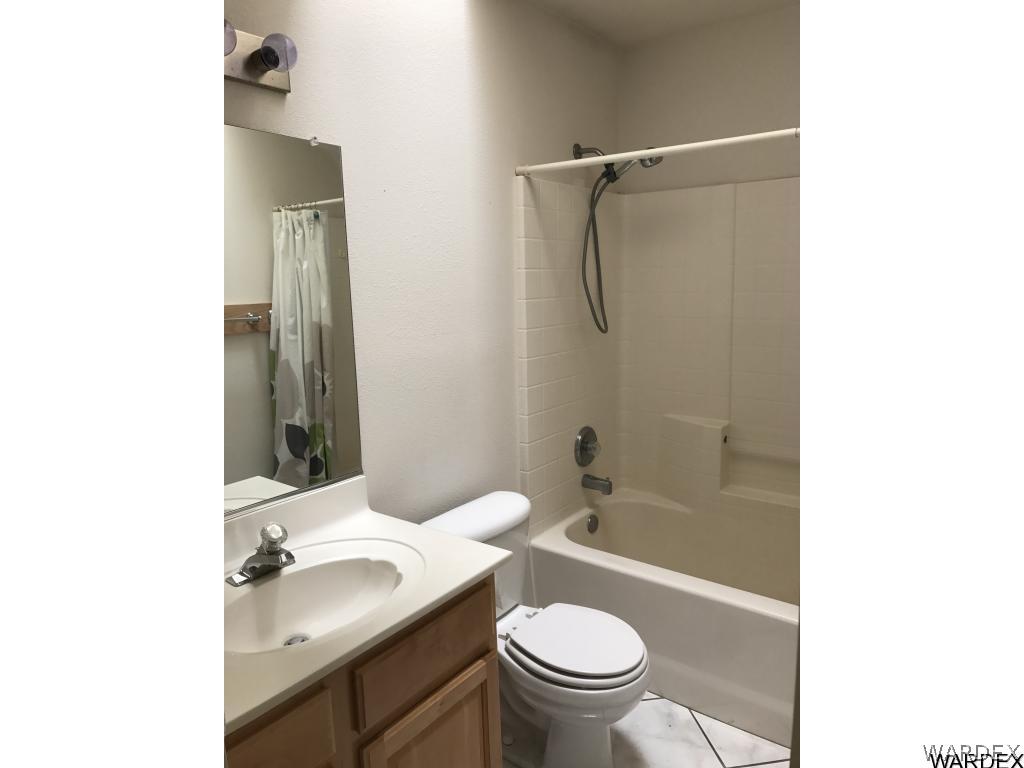 3636 North Verdugo Road Kingman, AZ 86409 - Photo 20 of 28 Hall Bath by Two Bedrooms