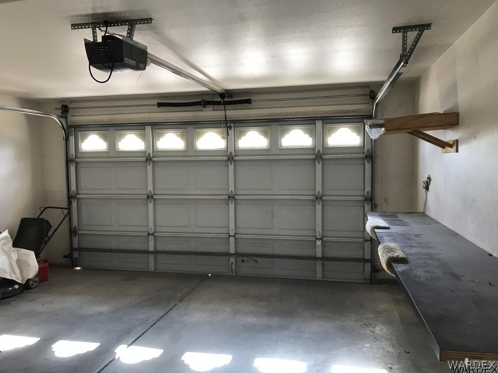 3636 North Verdugo Road Kingman, AZ 86409 - Photo 23 of 28 Garage