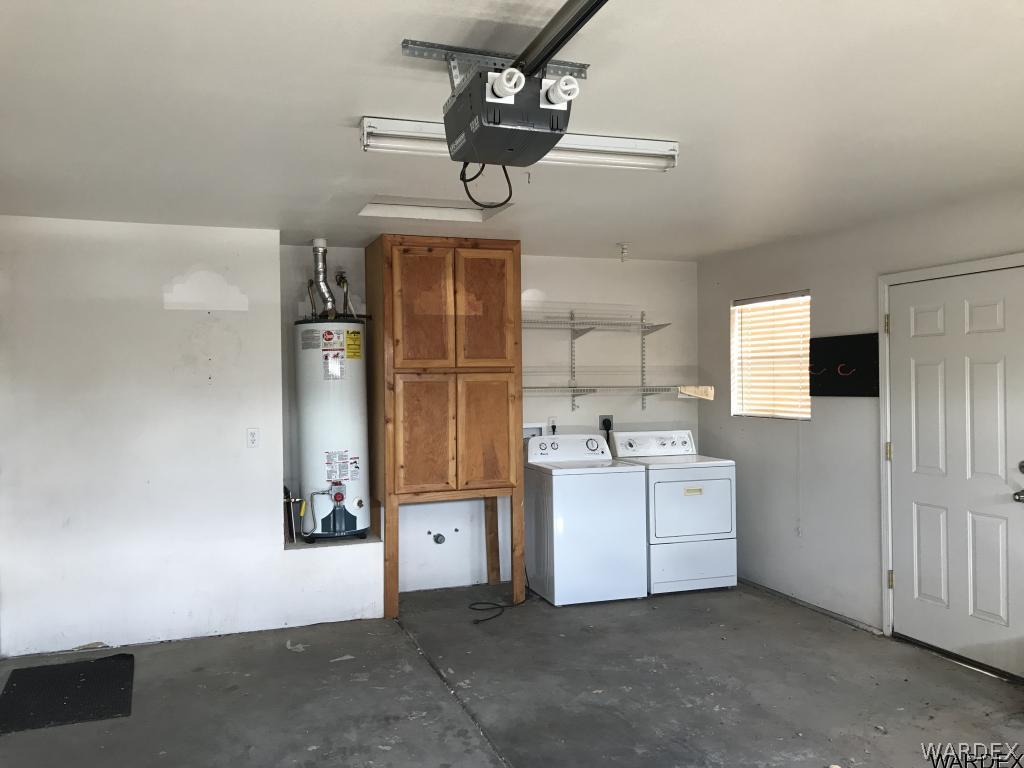 3636 North Verdugo Road Kingman, AZ 86409 - Photo 24 of 28 WasherDryer in Garage