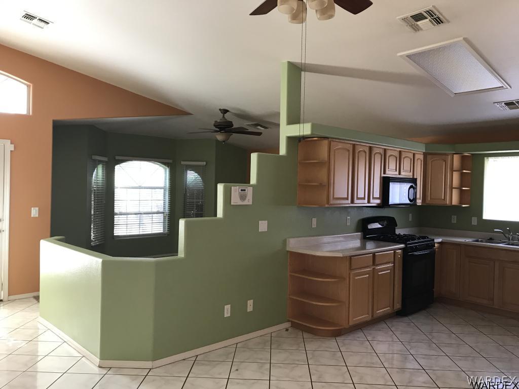 3636 North Verdugo Road Kingman, AZ 86409 - Photo 5 of 28 View One of Kitchen