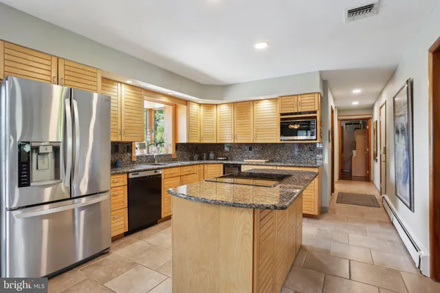 $2,999,995 | 45 McCaffery Road, Manalapan, NJ 07726