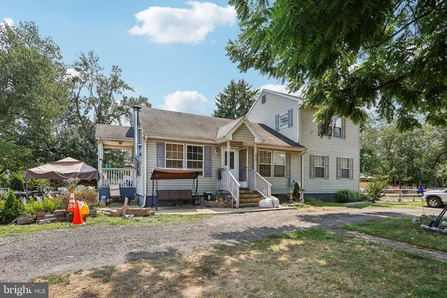 $2,999,995 | 45 McCaffery Road, Manalapan, NJ 07726