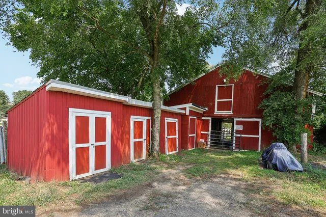 $2,999,995 | 45 McCaffery Road, Manalapan, NJ 07726