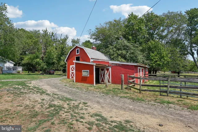 $2,999,995 | 45 McCaffery Road, Manalapan, NJ 07726