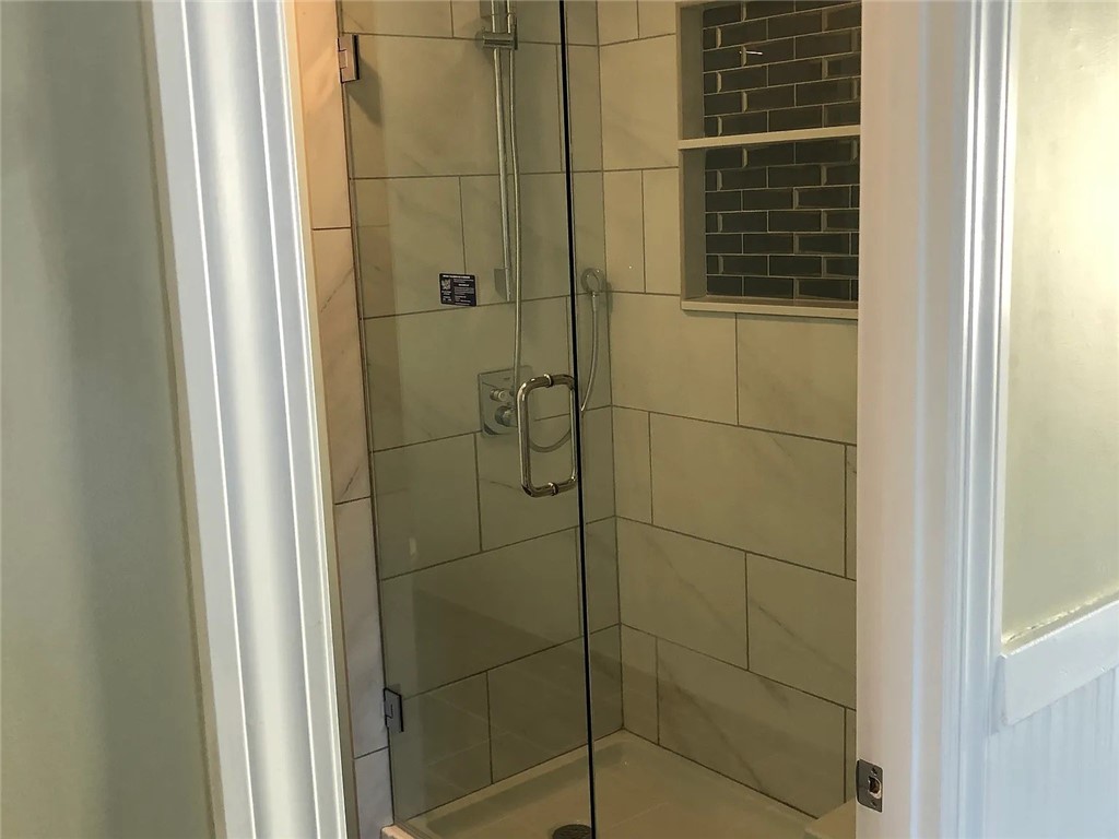 16 Tecumseh Street, Unit 3 Providence, RI 02906 - Photo 22 of 25