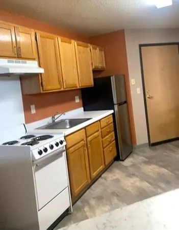 $72,000 | 31 Chestnut Street East, Unit 5, Trimont, MN 56176