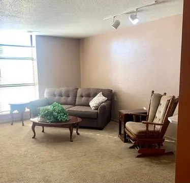 $72,000 | 31 Chestnut Street East, Unit 5, Trimont, MN 56176