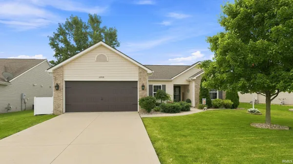 $309,000 | 10928 Calera Passage, Roanoke, IN 46783