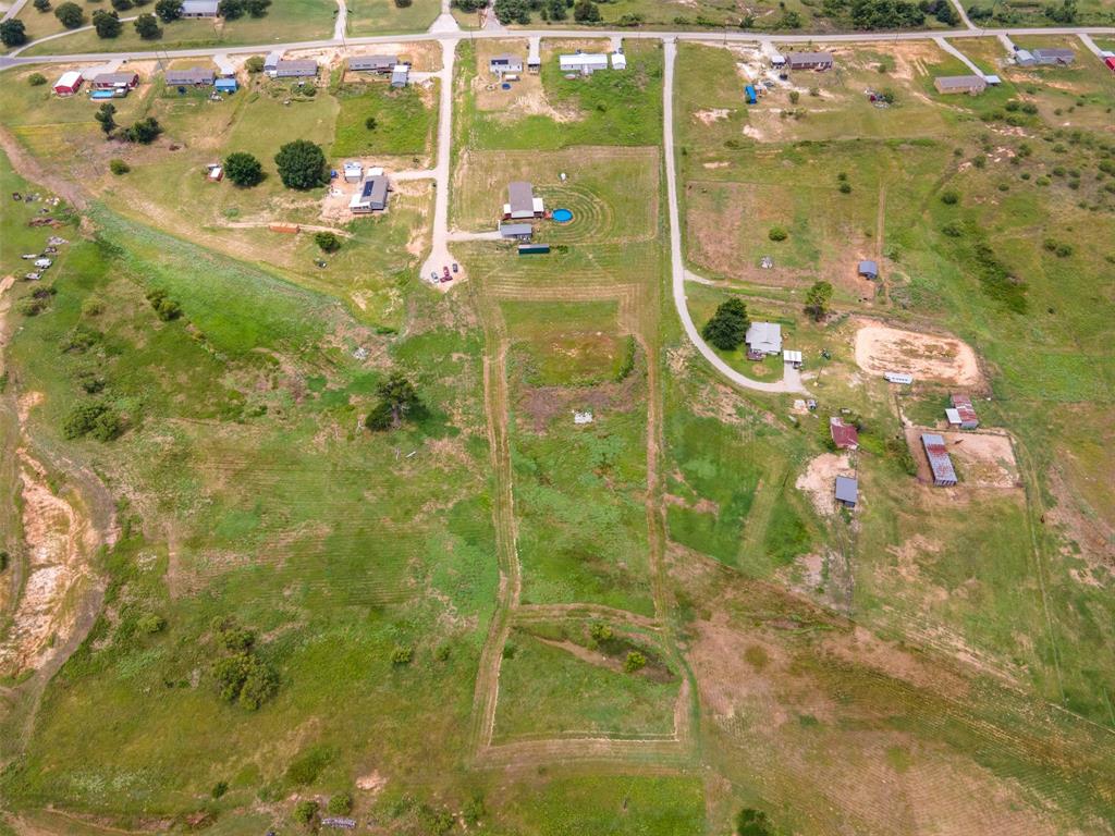 141 Kid Road Boyd, TX 76023 - Photo 33 of 40