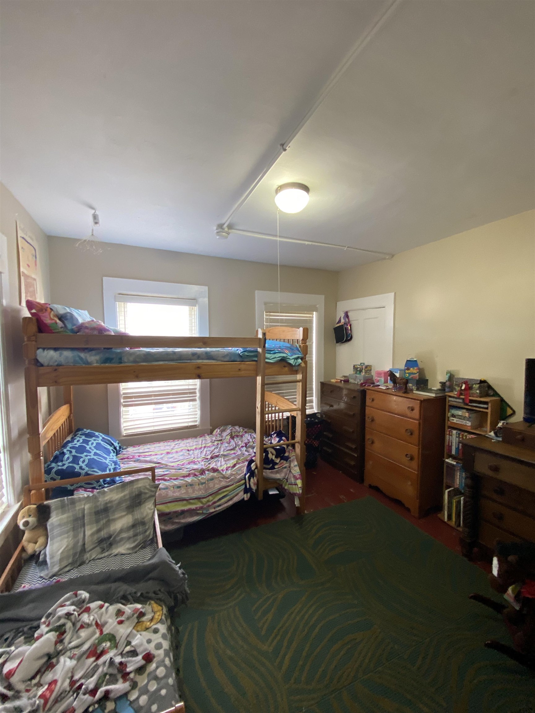 13 Myrtle Street Hillsborough, NH 03244 - Photo 11 of 23