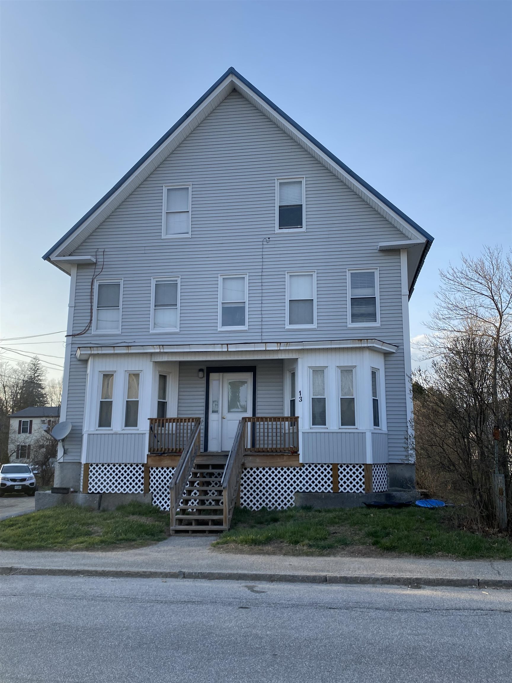 13 Myrtle Street Hillsborough, NH 03244 - Photo 2 of 23