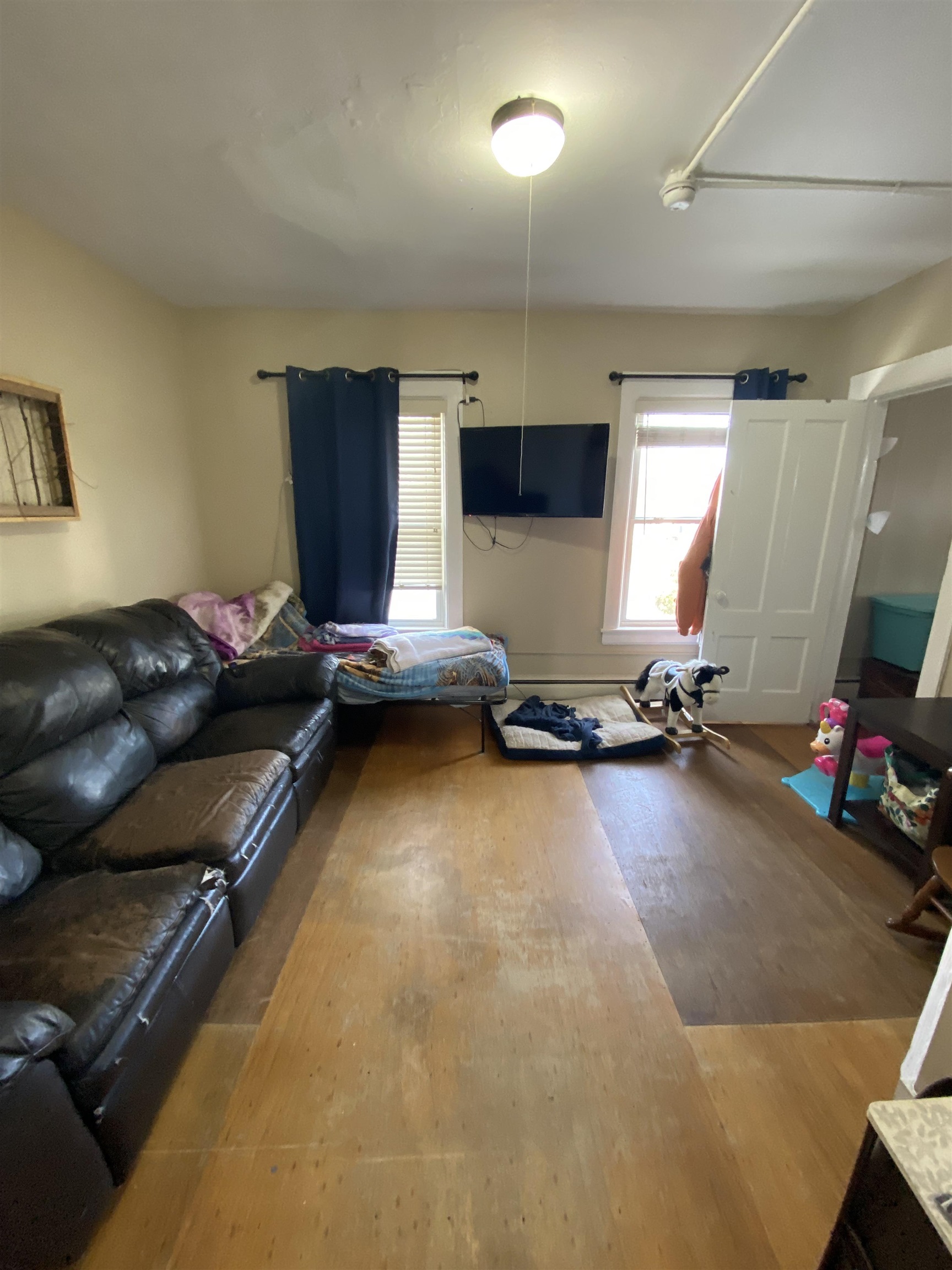 13 Myrtle Street Hillsborough, NH 03244 - Photo 9 of 23